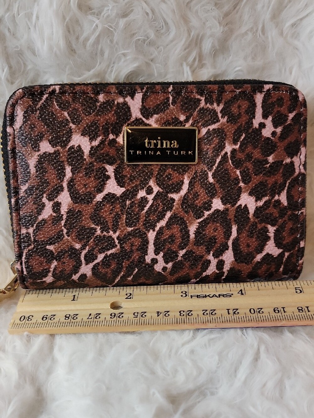 NWT Trina Turk Pink and Black Leopard Wallet with Gift Box - Picture 3 of 13